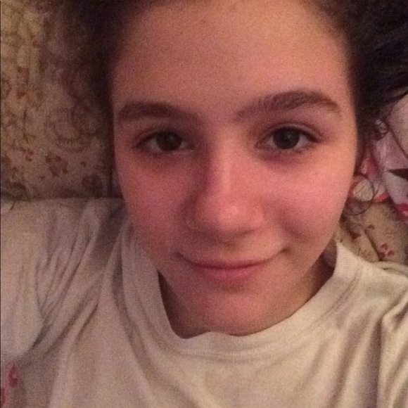 Meet your Posher, Laurie - Picture 1 of 1